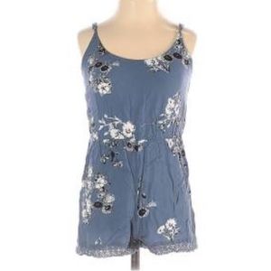 KENDALL & KYLIE blue floral romper